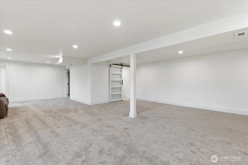 Property photo for 216 Sandy Lane, Electric City photo 22