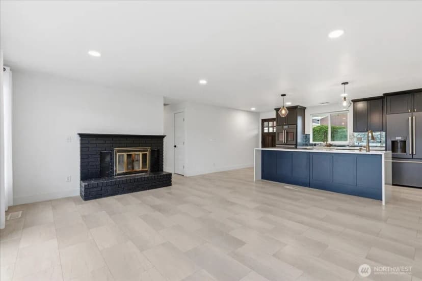 Property photo for 216 Sandy Lane, Electric City photo 6