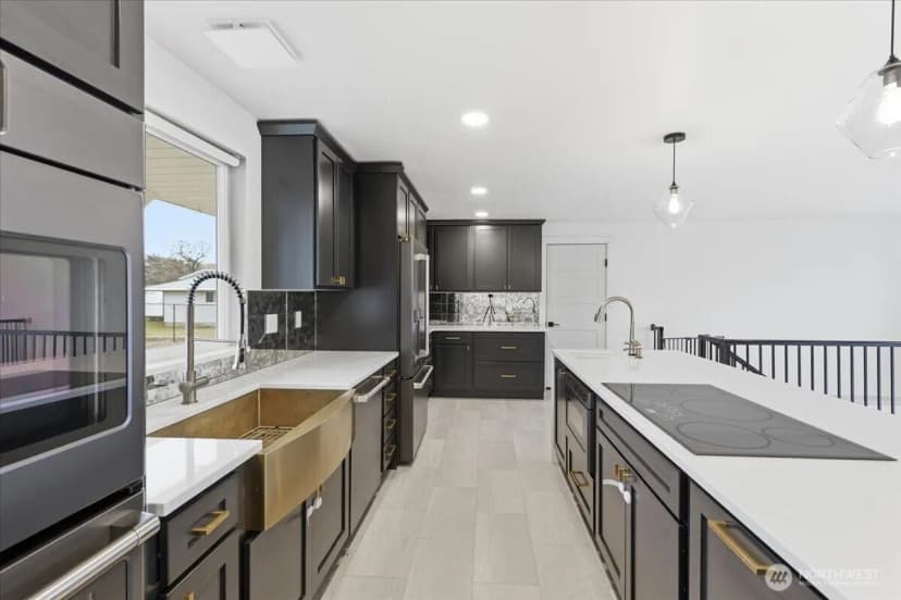 Property photo for 216 Sandy Lane, Electric City photo 15