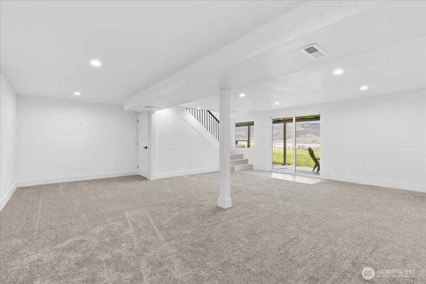 Property photo for 216 Sandy Lane, Electric City photo 25