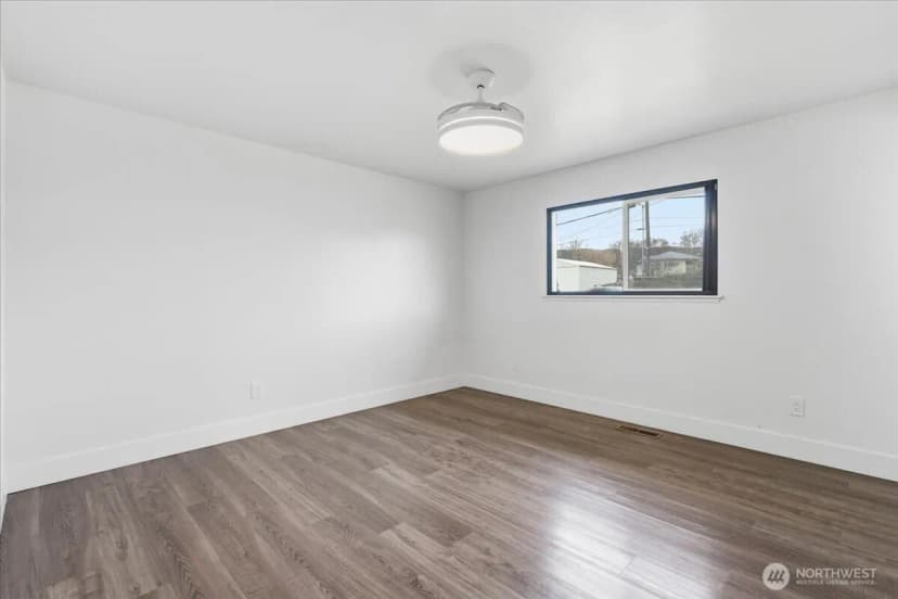 Property photo for 216 Sandy Lane, Electric City photo 21