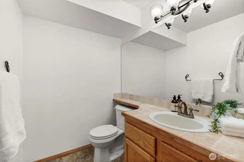 Property photo for 1403 32nd Street Ct Nw, Gig Harbor photo 18