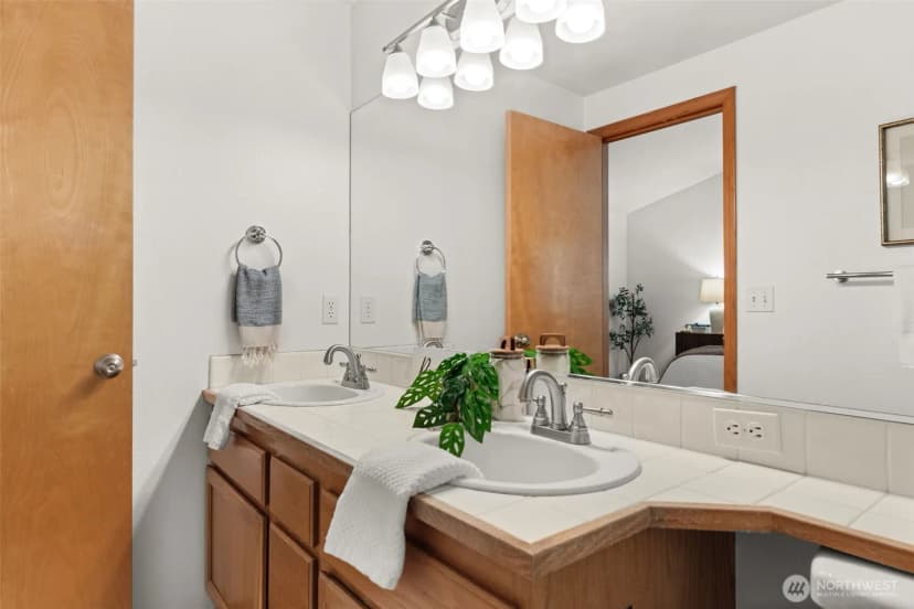 Property photo for 1403 32nd Street Ct Nw, Gig Harbor photo 26