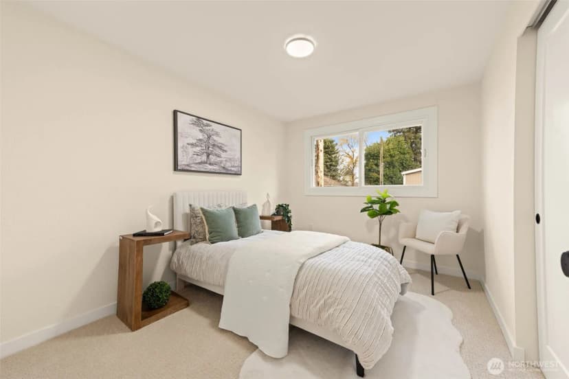 Property photo for 10419 18th Avenue S, Seattle photo 10