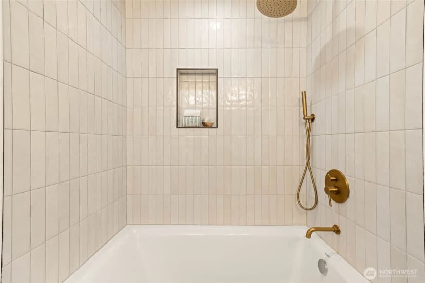 Property photo for 10419 18th Avenue S, Seattle photo 14