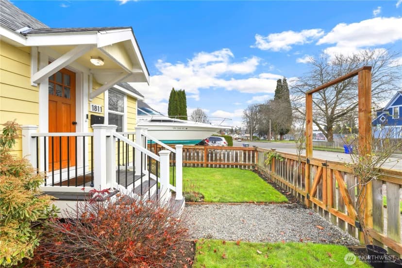 Property photo for 1811 24th Street, Everett photo 3