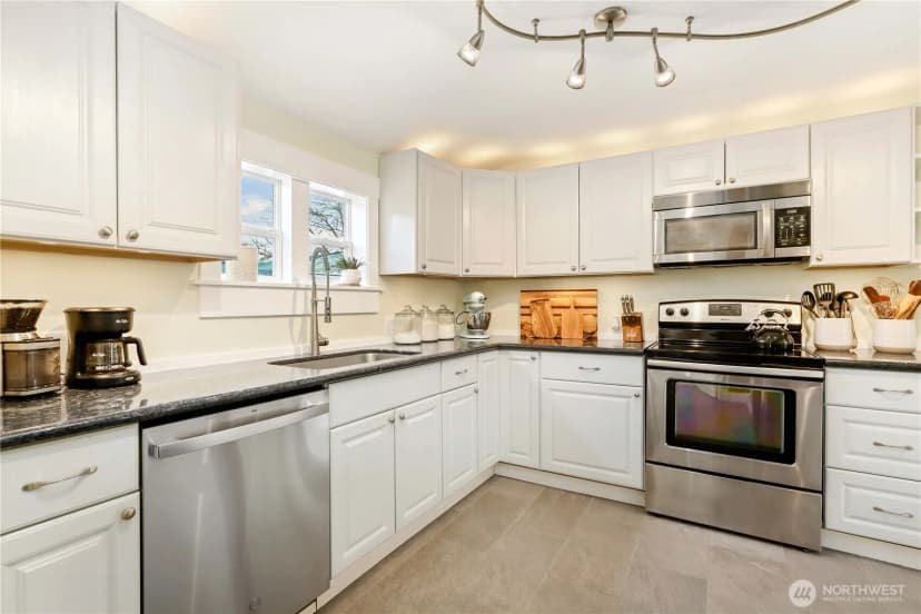 Property photo for 1811 24th Street, Everett photo 11