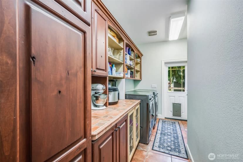 Property photo for 36612 2nd Avenue S, Roy photo 22