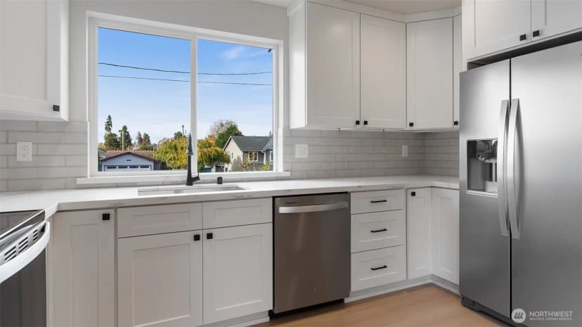 Property photo for 3205 19th Street #b, Everett photo 7
