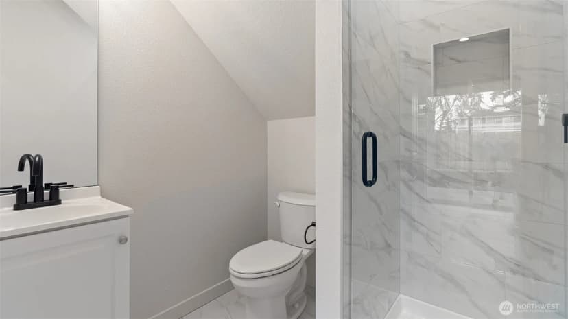 Property photo for 3205 19th Street #b, Everett photo 15