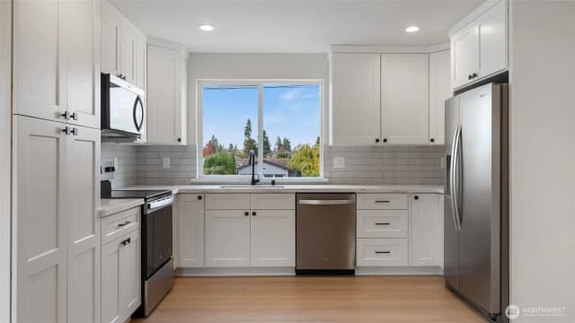 Property photo for 3205 19th Street #b, Everett photo 5