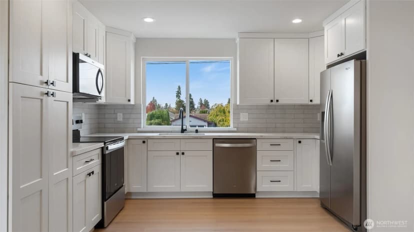 Property photo for 3205 19th Street #b, Everett photo 5