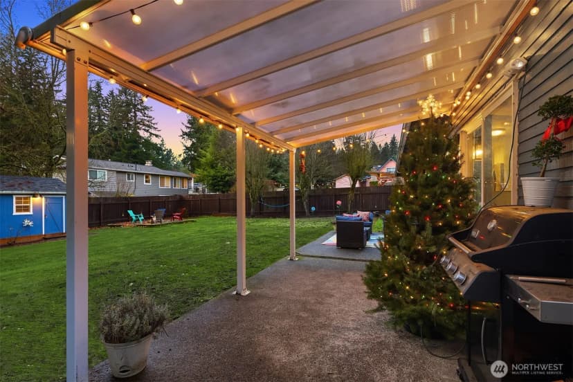 Property photo for 13945 147th Place Se, Renton photo 28
