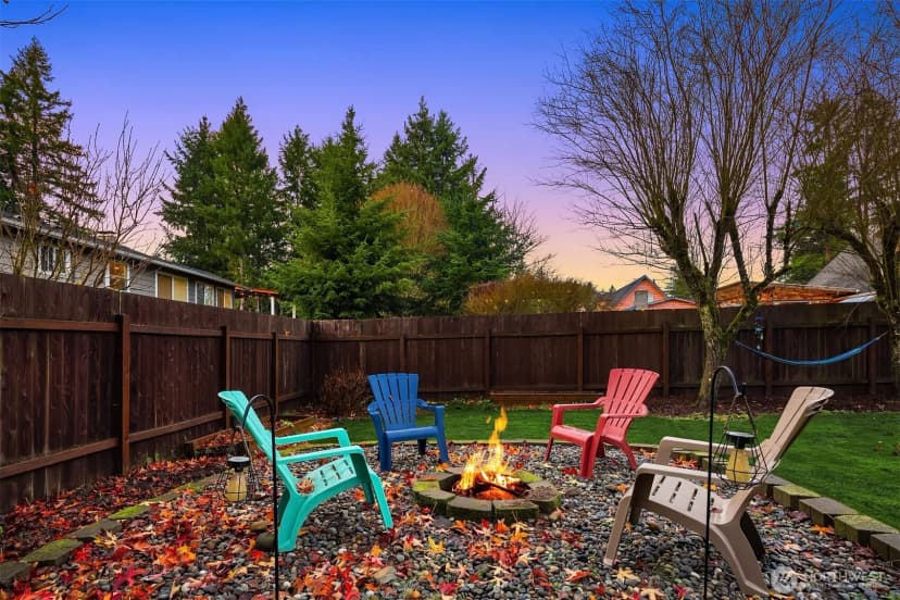Property photo for 13945 147th Place Se, Renton photo 27