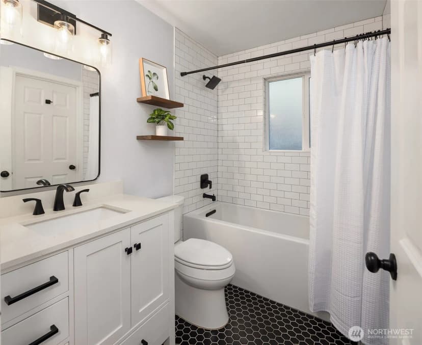 Property photo for 13945 147th Place Se, Renton photo 20