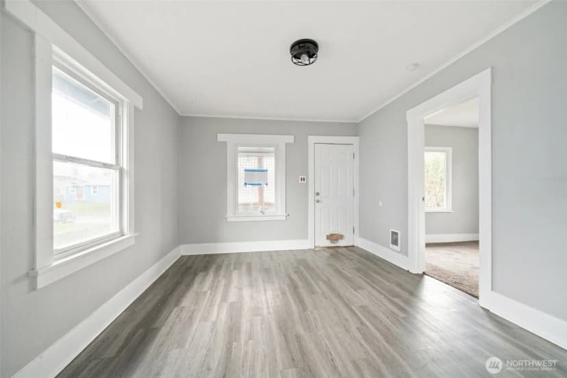 Property photo for 283 18th Avenue, Longview photo 5