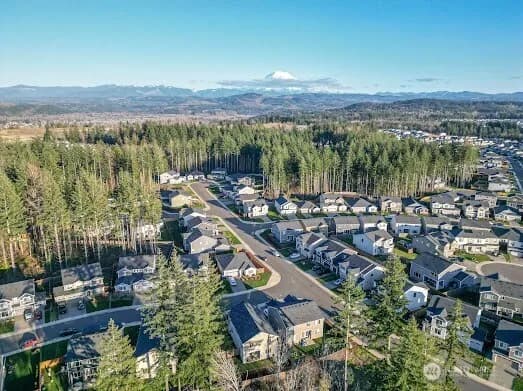 Property photo for 17622 Crossing Drive E, Puyallup photo 32