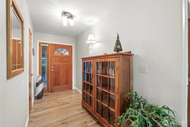 Property photo for 1000 13th Avenue Sw #7, Quincy photo 4