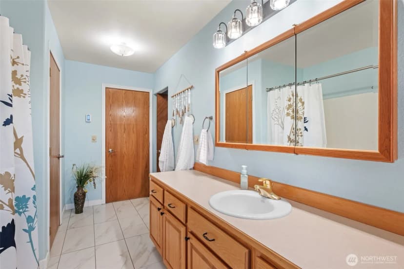 Property photo for 1000 13th Avenue Sw #7, Quincy photo 18