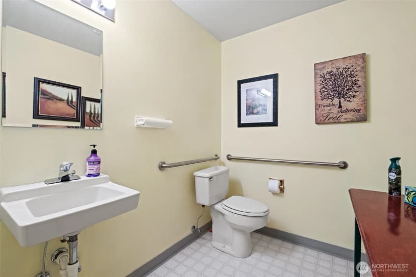 Property photo for 1000 13th Avenue Sw #7, Quincy photo 30