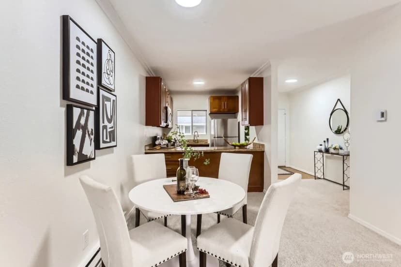 Property photo for 14547 Ne 40th St #j302, Bellevue photo 14