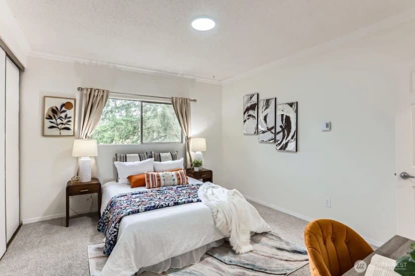 Property photo for 14547 Ne 40th St #j302, Bellevue photo 17