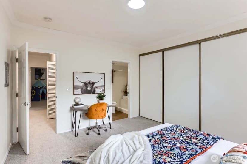 Property photo for 14547 Ne 40th St #j302, Bellevue photo 16