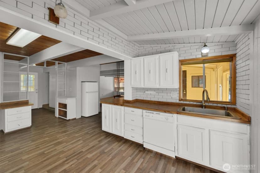 Property photo for 22115 Maple Drive Nw, Lakebay photo 21