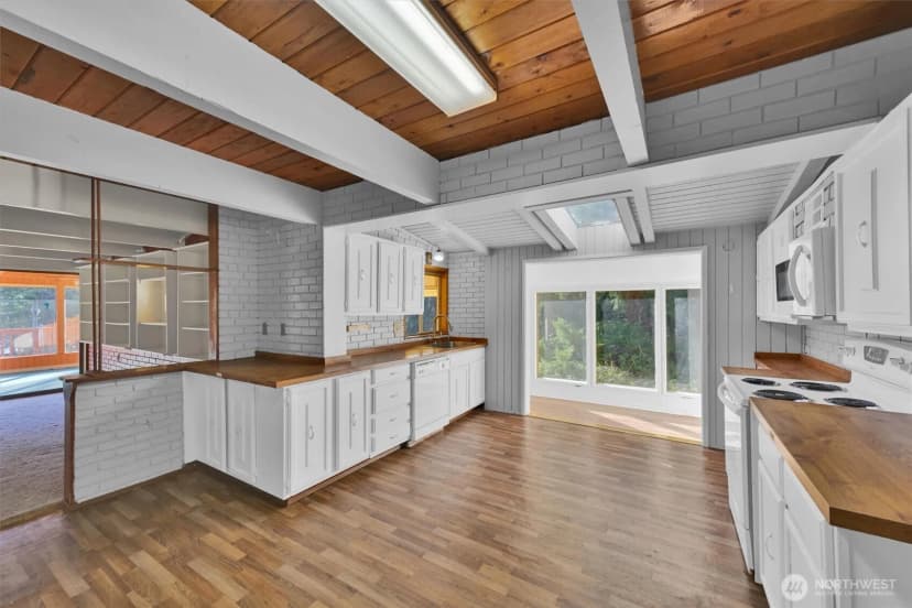 Property photo for 22115 Maple Drive Nw, Lakebay photo 19