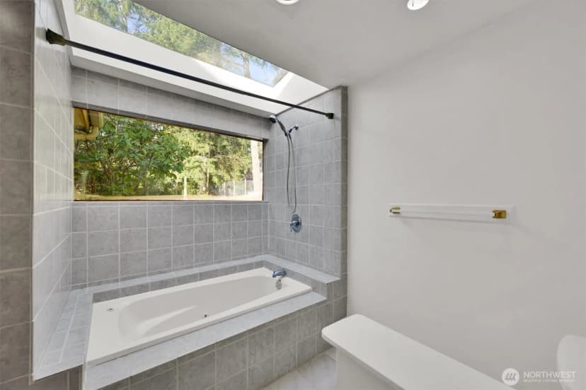Property photo for 22115 Maple Drive Nw, Lakebay photo 29