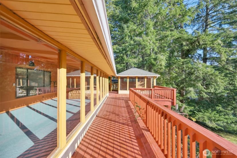 Property photo for 22115 Maple Drive Nw, Lakebay photo 5
