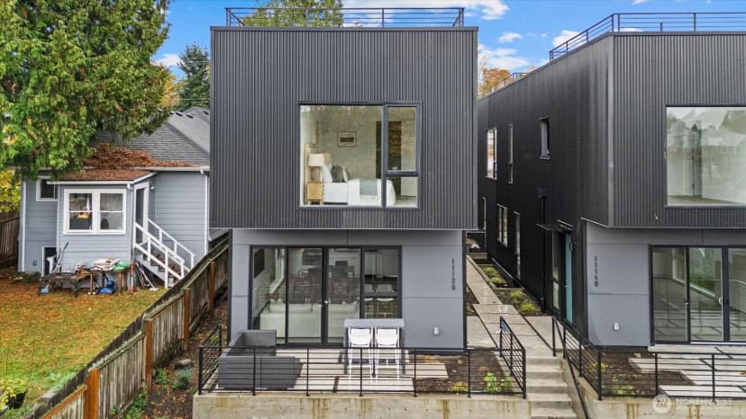 Property photo for 1114 26th Avenue #c, Seattle photo 2