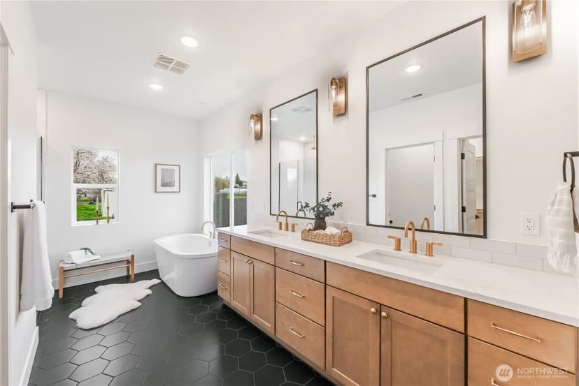 Property photo for 511 Sw 12th, College Place photo 15