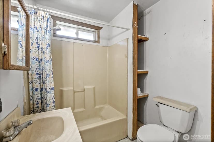 Property photo for 917 Byham Road, Winlock photo 8