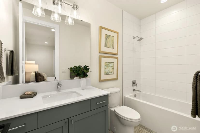 Property photo for 836 130th Avenue Ne, Bellevue photo 23