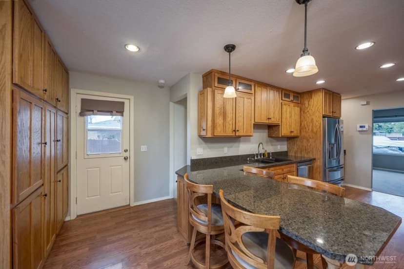 Property photo for 510 M St Sw, Quincy photo 12