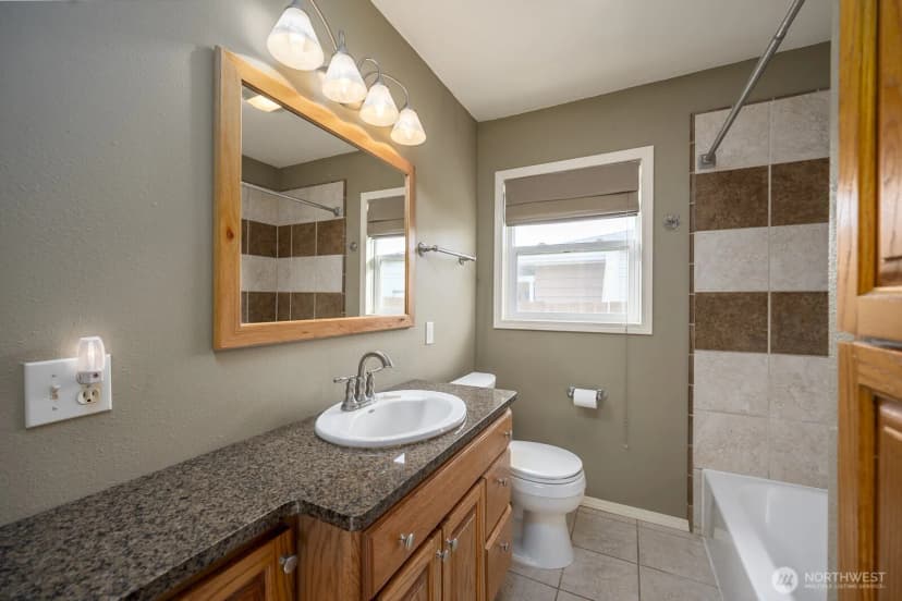 Property photo for 510 M St Sw, Quincy photo 20