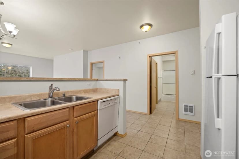 Property photo for 500 Darby Drive #209, Bellingham photo 15