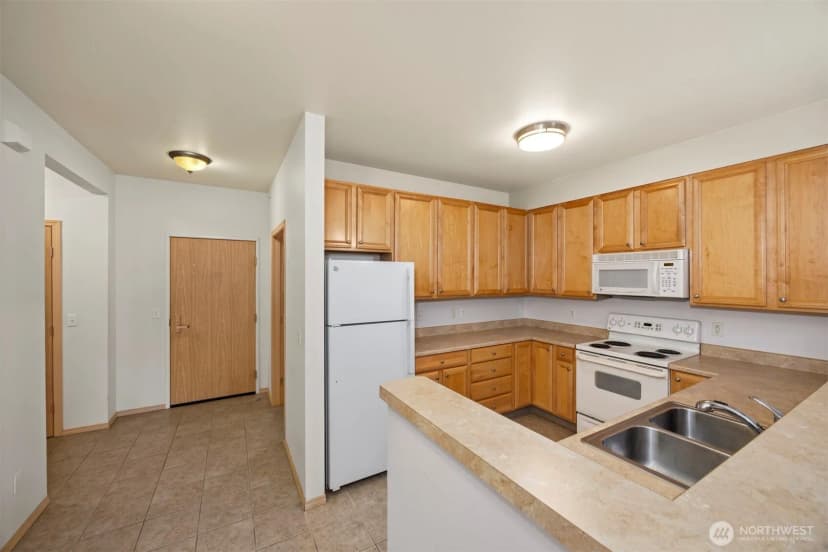 Property photo for 500 Darby Drive #209, Bellingham photo 14