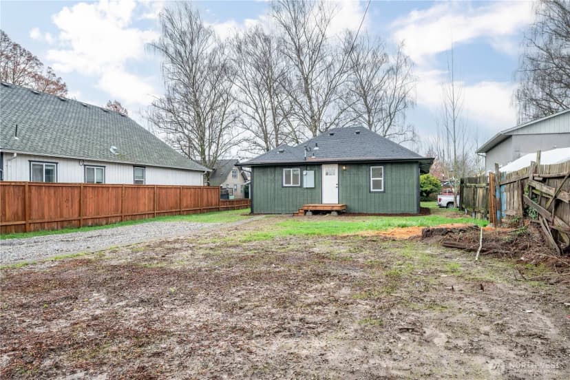 Property photo for 450 16th Avenue, Longview photo 21