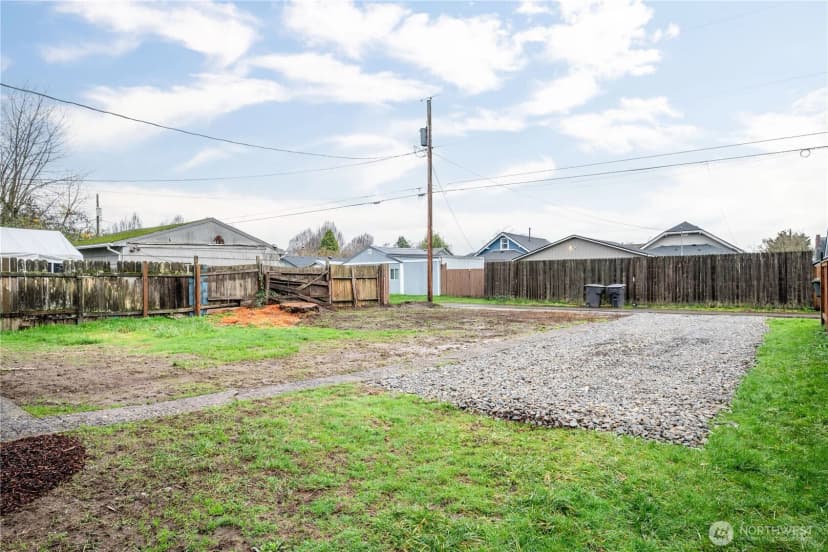 Property photo for 450 16th Avenue, Longview photo 19