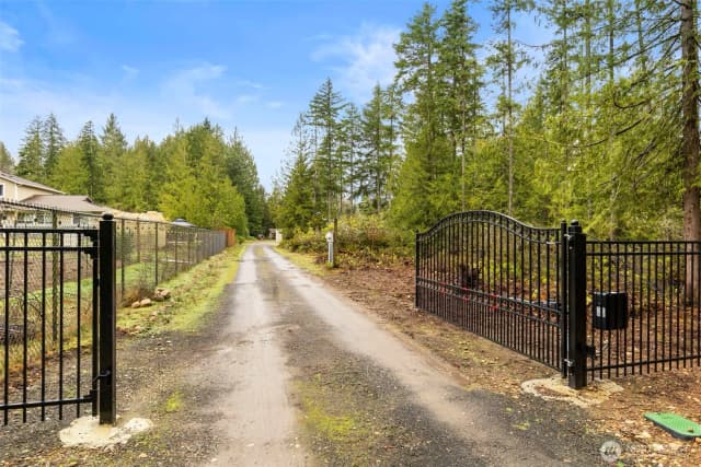 Property photo for 6551 Stone Farm Lane Nw, Seabeck photo 4