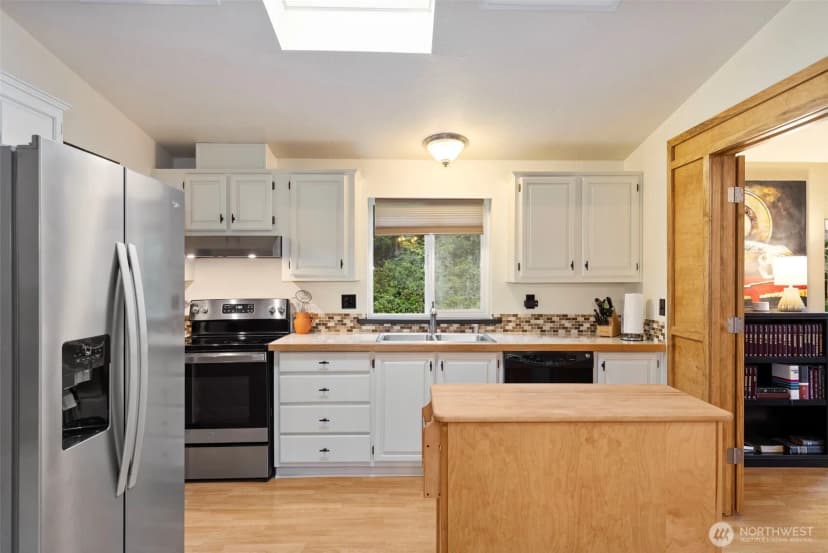 Property photo for 6551 Stone Farm Lane Nw, Seabeck photo 11
