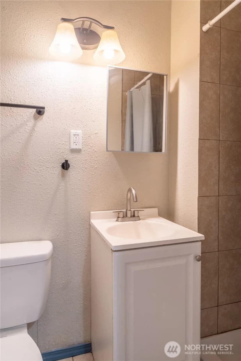 Property photo for 407 1st Avenue, Ritzville photo 25