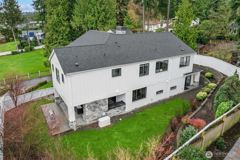 Property photo for 3406 97th Avenue Se, Mercer Island photo 38