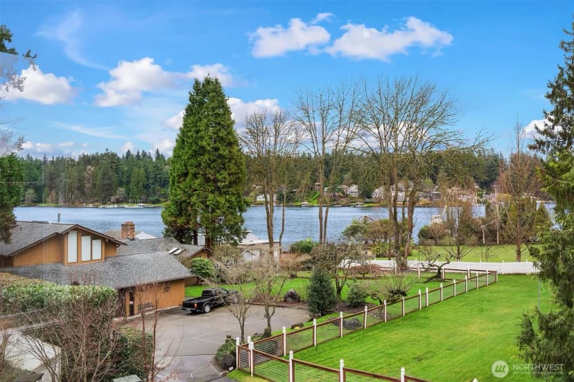 Property photo for 3406 97th Avenue Se, Mercer Island photo 22