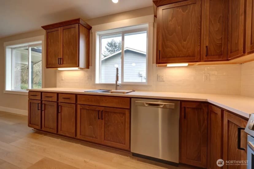 Property photo for 811 Ne 357th Street, Ocean Park photo 15