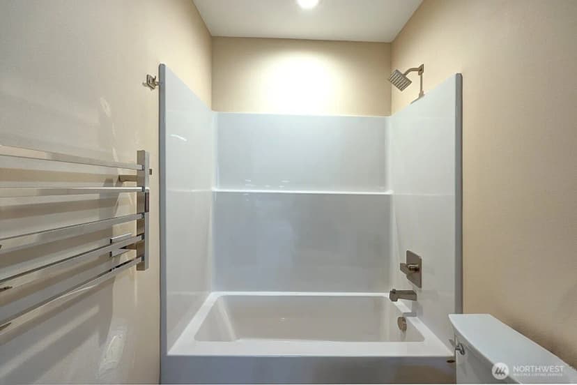Property photo for 811 Ne 357th Street, Ocean Park photo 24