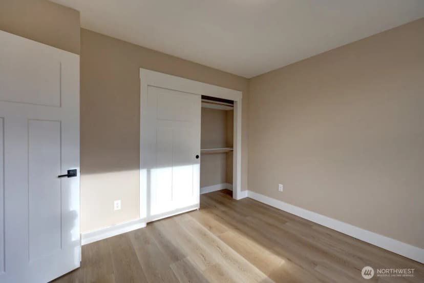 Property photo for 811 Ne 357th Street, Ocean Park photo 9