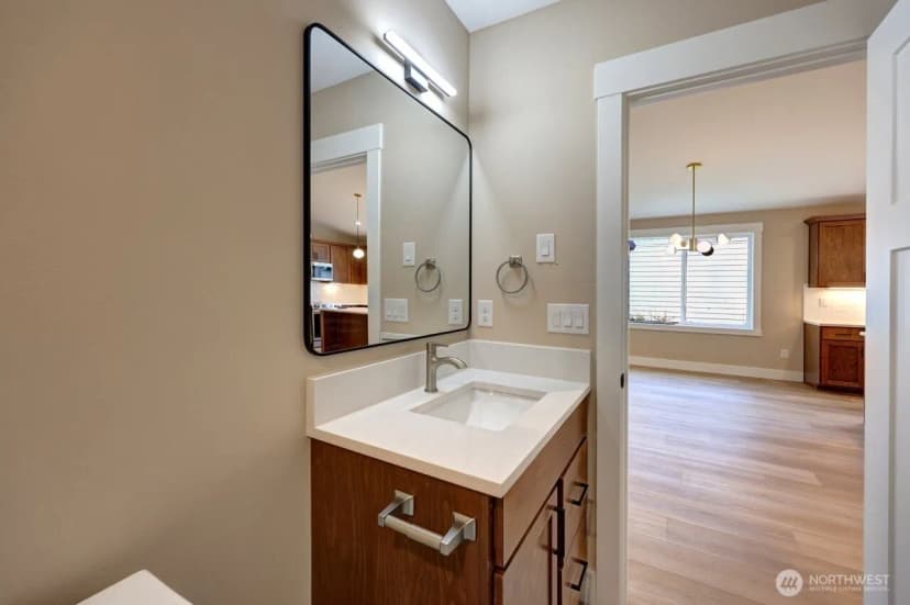 Property photo for 811 Ne 357th Street, Ocean Park photo 25